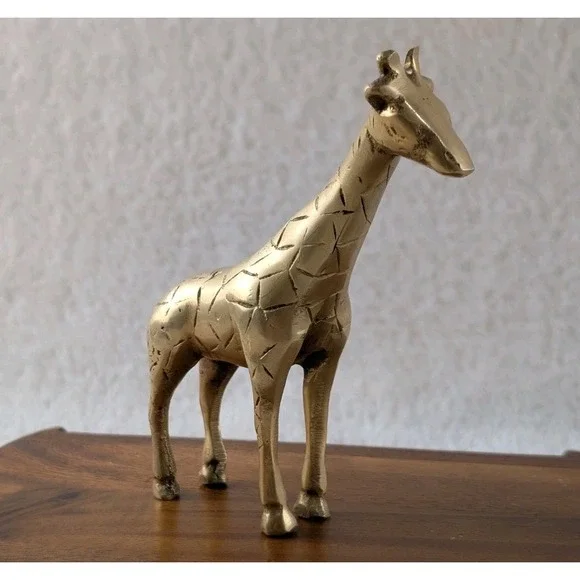 Vintage Solid Brass Giraffe Figurine Etched Safari Animal Decor 5.5" - Picture 3 of 7